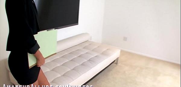  ALINA LI GETS TWO LOADS AT HER AUDITION